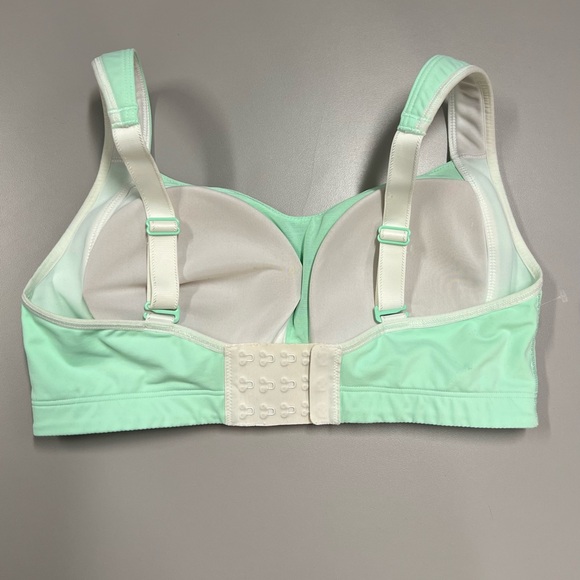 Lululemon 🍋 Ta Ta Tamer II Bra Size 34D - Picture 5 of 11